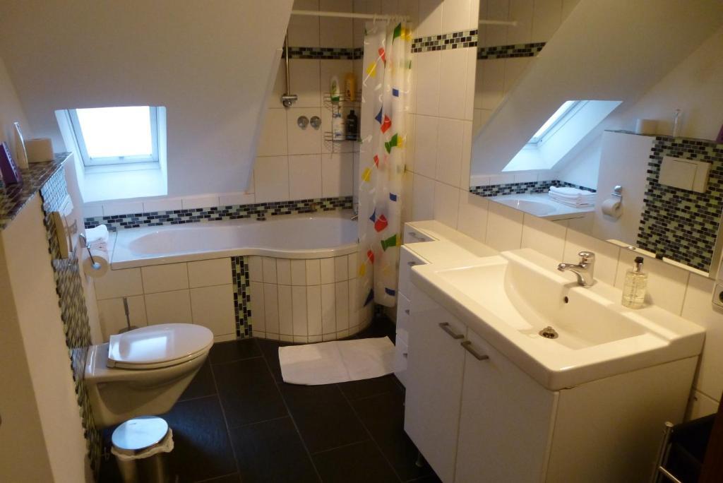 Zum Loewen Hotel Bad Homburg vor der Hoehe Room photo